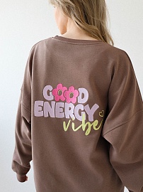Свитшот с О-вырезом с вышивкой на спине Good energy vibe в Москве